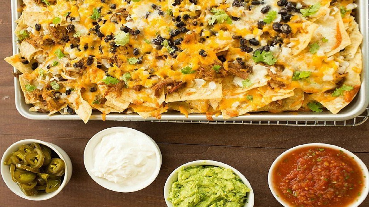 طرز تهیه ناچو ترد و خوشمزه به عنوان پیش غذا 