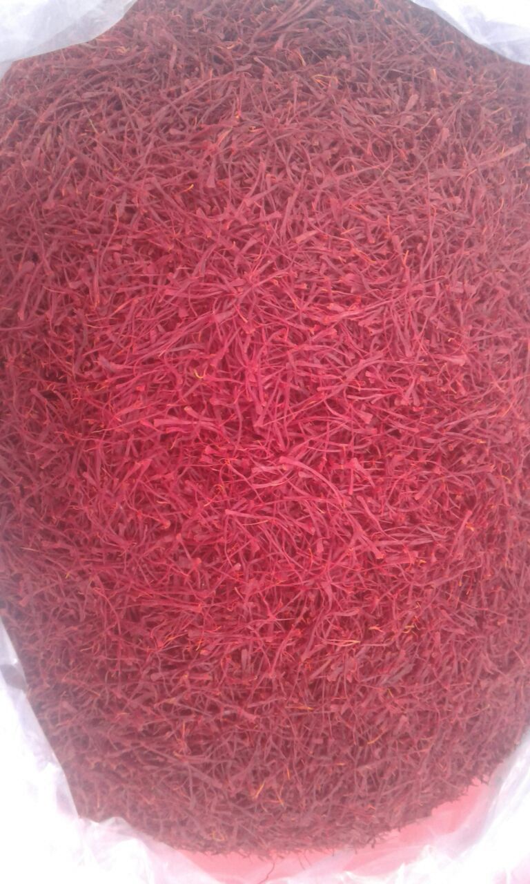 تشخیص زعفران اصل از زعفران تقلب