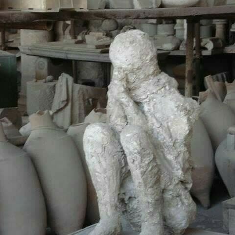 خفگی با خاکستر شکنجه دوران هخامنشیان