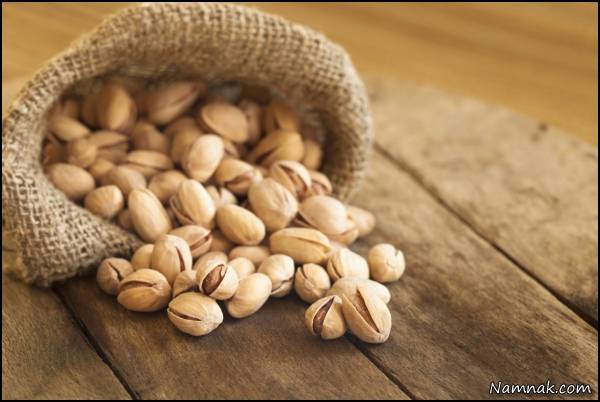 خواص پسته برای بینایی