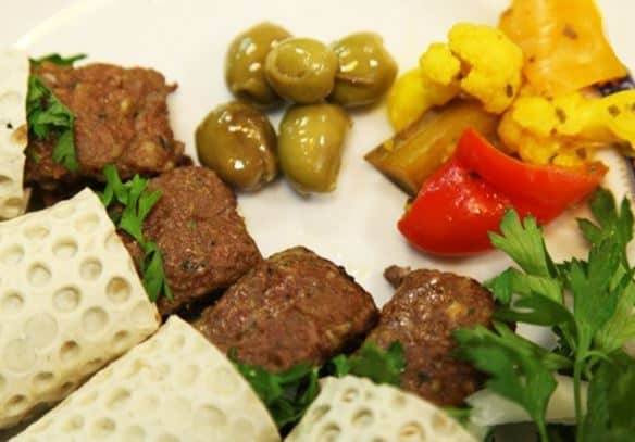 طرز تهیه کباب لقمه زعفرانی: