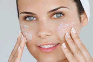 اثر آویشن بر پوست