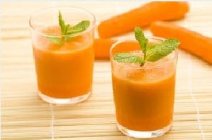 فواید مخلوط آب هویج با بستنی