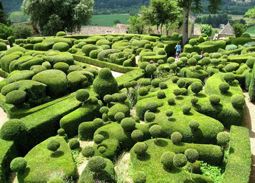 باغ های قصر مارکیزی در فرانسه