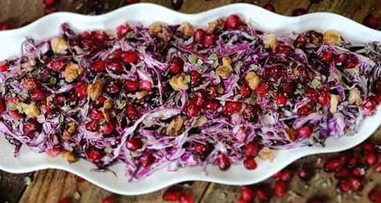 ۵ طرز تهیه سالاد با انار مجلسی