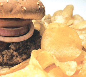 چیپس بخورید تا بیمار شوید