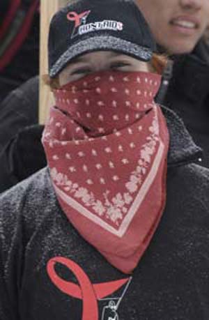 چرا اچ آی وی خطرناک است؟