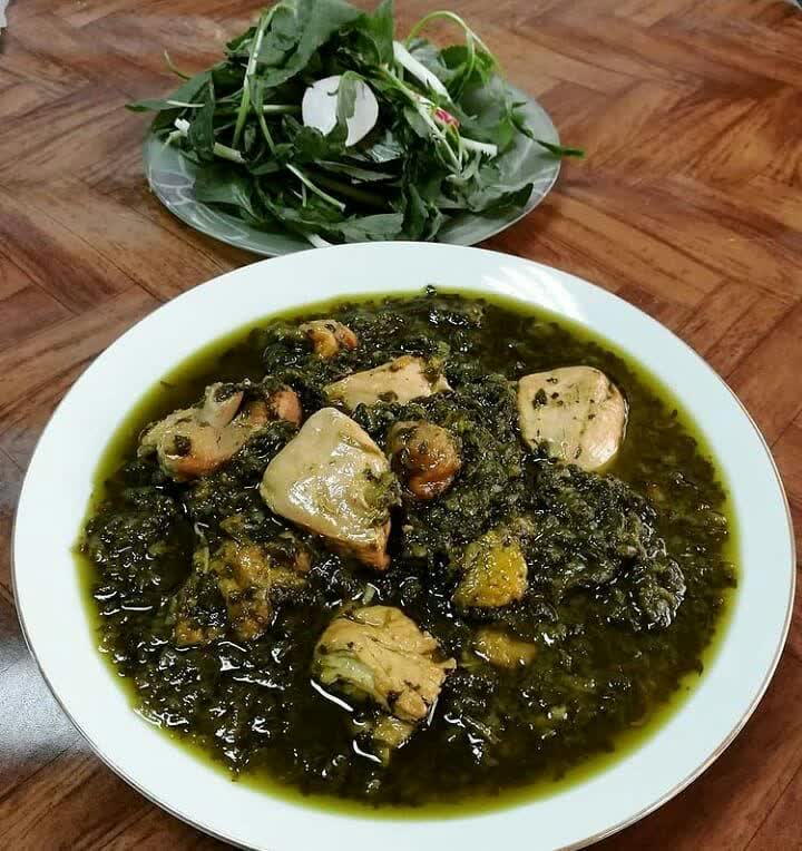 خورش آلو اسفناج