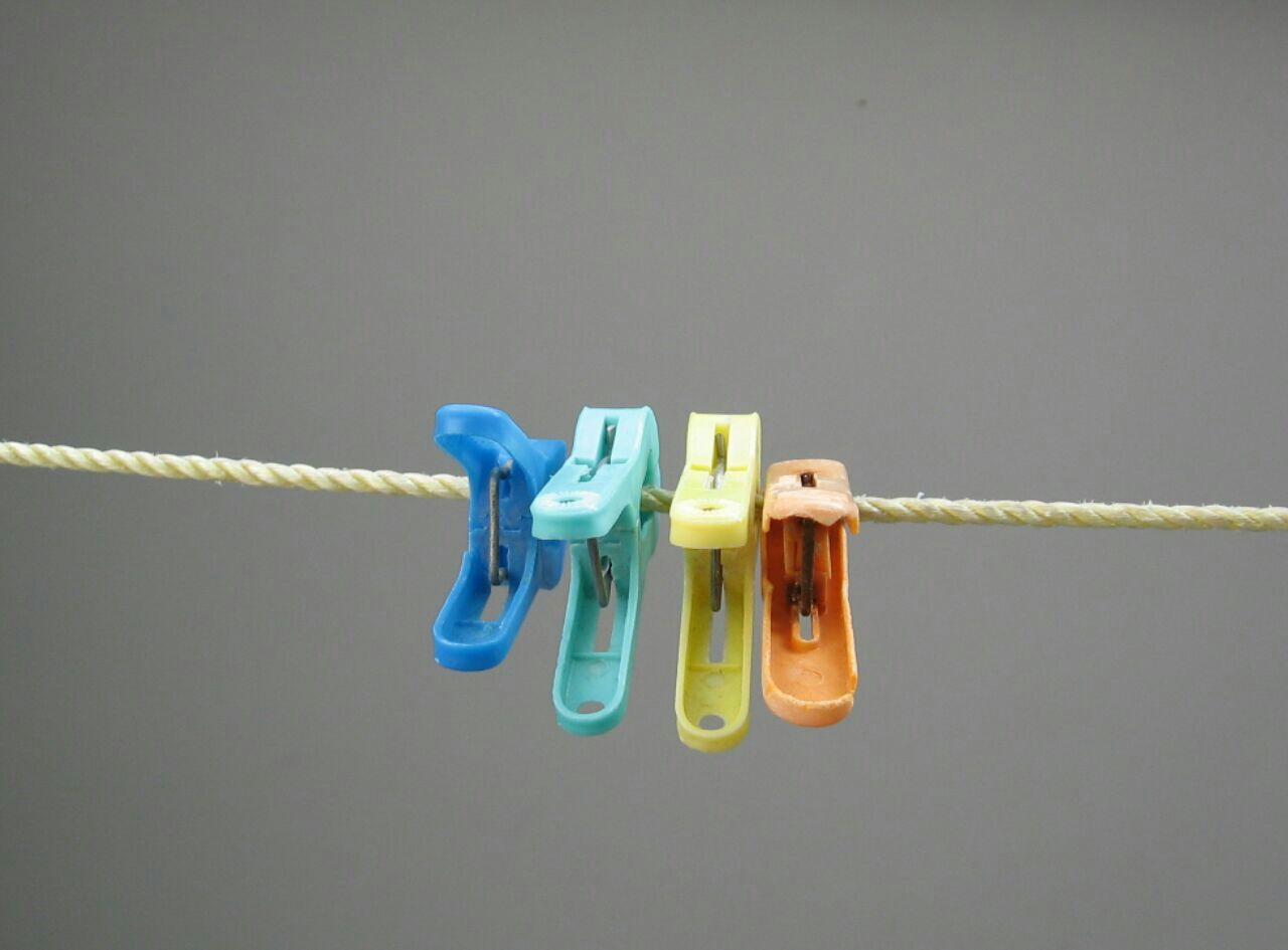 لباس خشک کن خورشیدی