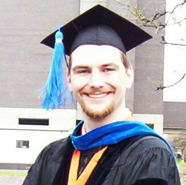 لباس فارغ التحصیلی