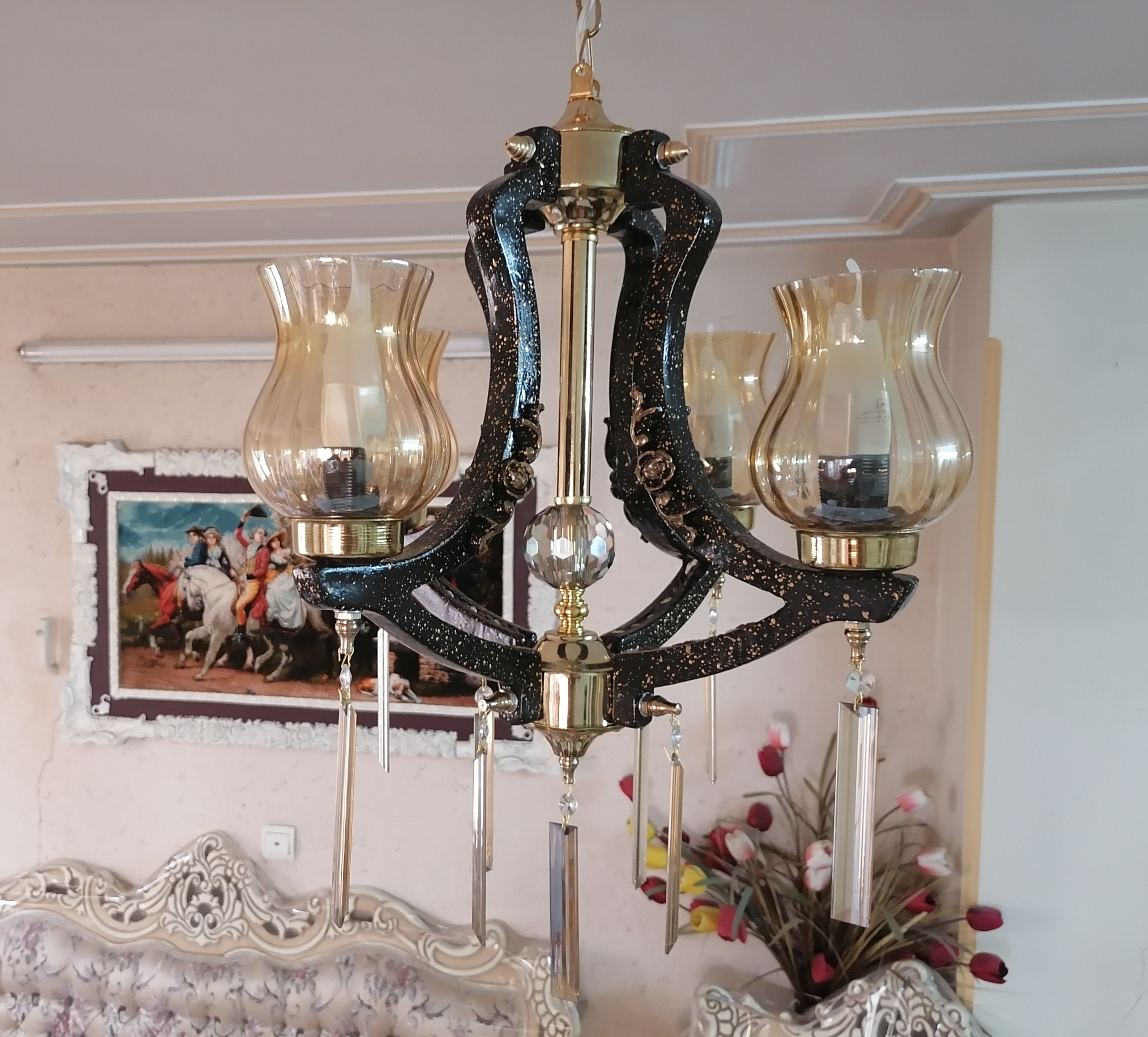 لوستر و آباژور متفاوت