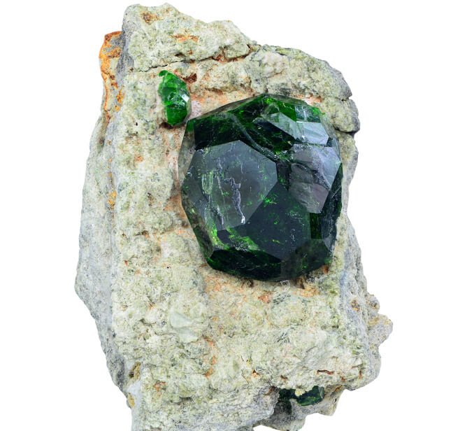 گارنت سبز یا دمانتوئید