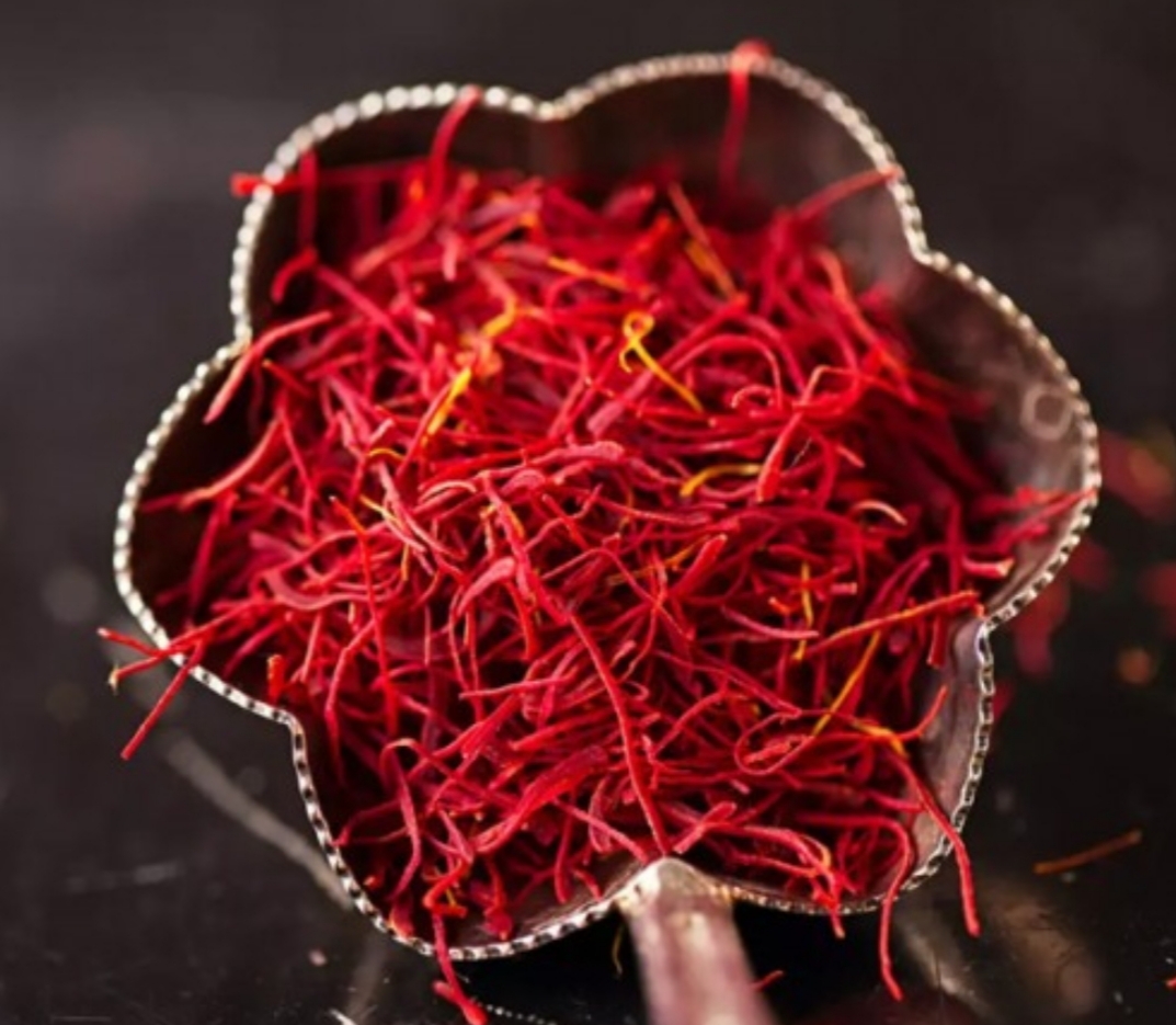 پنج روش تشخیص زعفران اصل از تقلبی