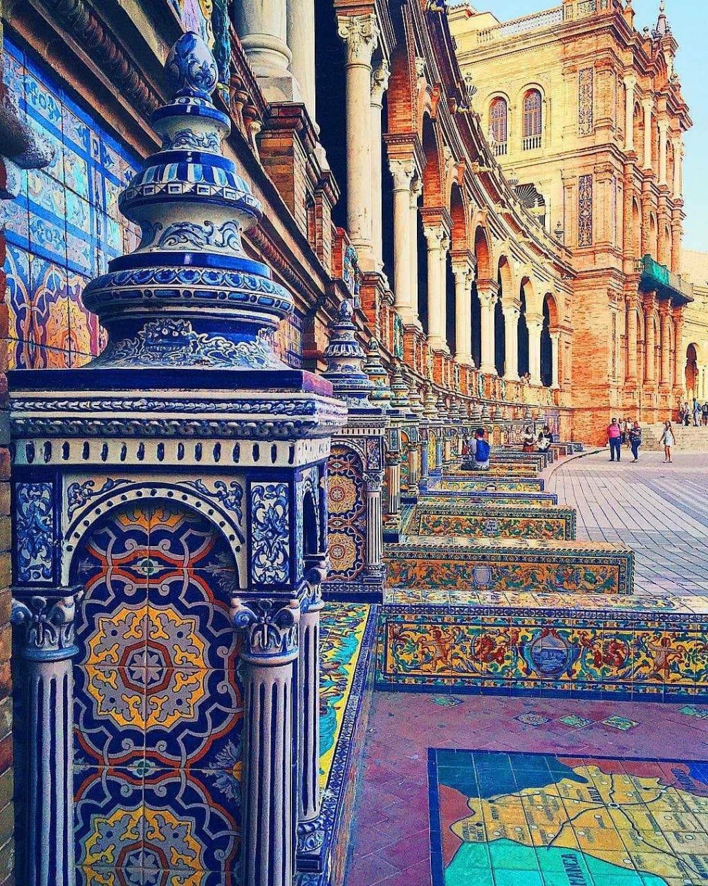 معماری ایرانی در اسپانیا 