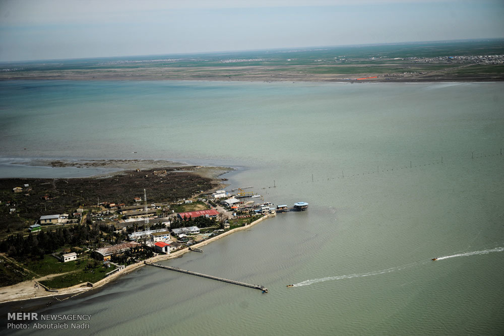 رستوران جزیره آشوراده 