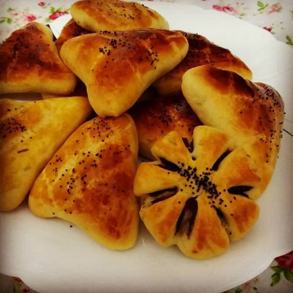 طرز تهیه نان خدمایی