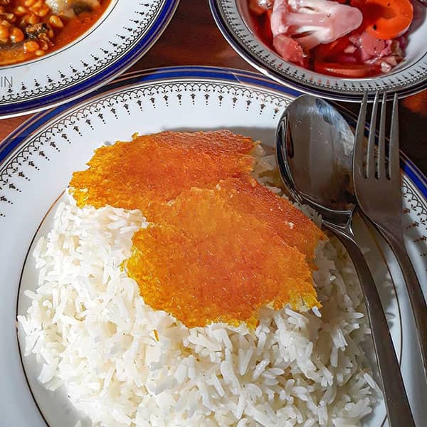 طرز تهیه ته دیگ سیب زمینی رنده شده