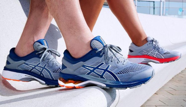 بررسی ویژگی ها و تاریخچه برند کفش Asics